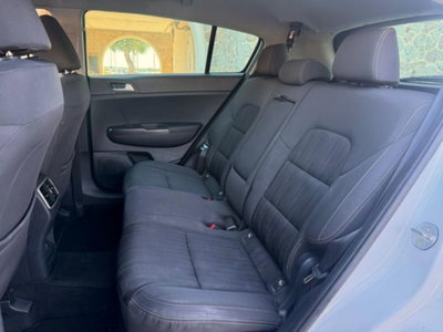 Kia Sportage 1.7 CRDI 2WD Active (11)