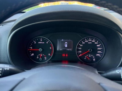 Kia Sportage 1.7 CRDI 2WD Active (16)