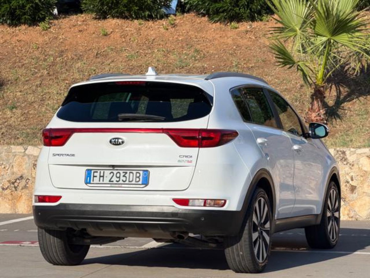 Kia Sportage 1.7 CRDI 2WD Active (8)