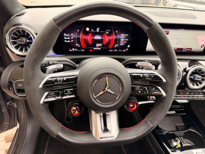 Mercedes-Benz Classe A 35 AMG 4Matic (13)