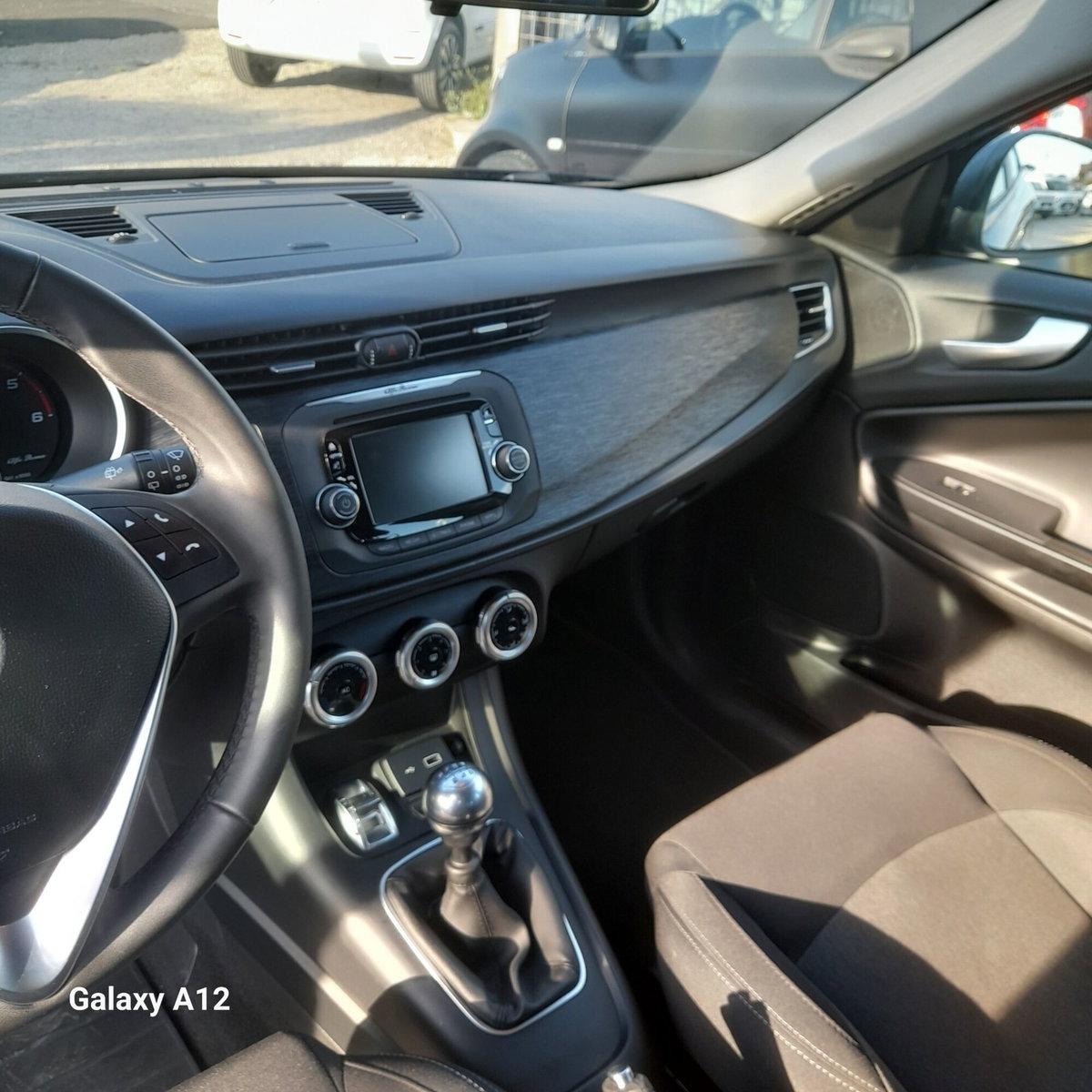 Alfa Romeo Giulietta 1.6 JTDm Super 120cv (11)