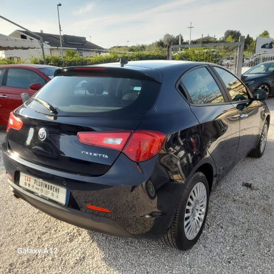 Alfa Romeo Giulietta 1.6 JTDm Super 120cv (2)