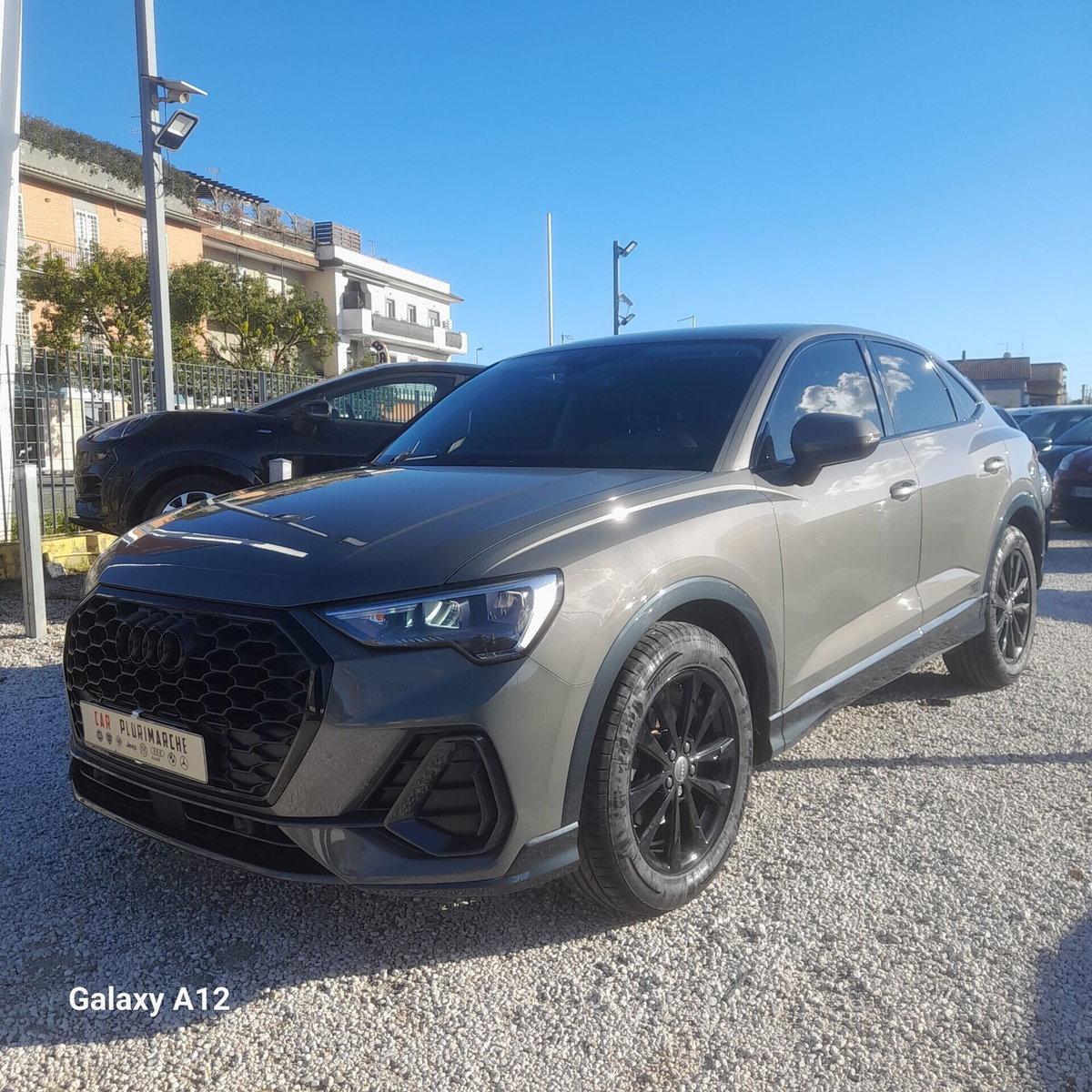 Audi Q3 Sportback 35 TDI quattro S tronic Business Plus (2)