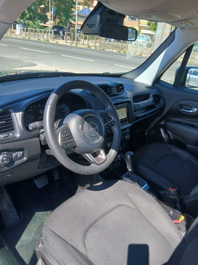 Jeep Renegade 1.3 T4 190CV PHEV 4xe AT6 Business Plus (8)