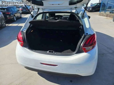Peugeot 208 75 5 porte Active (14)