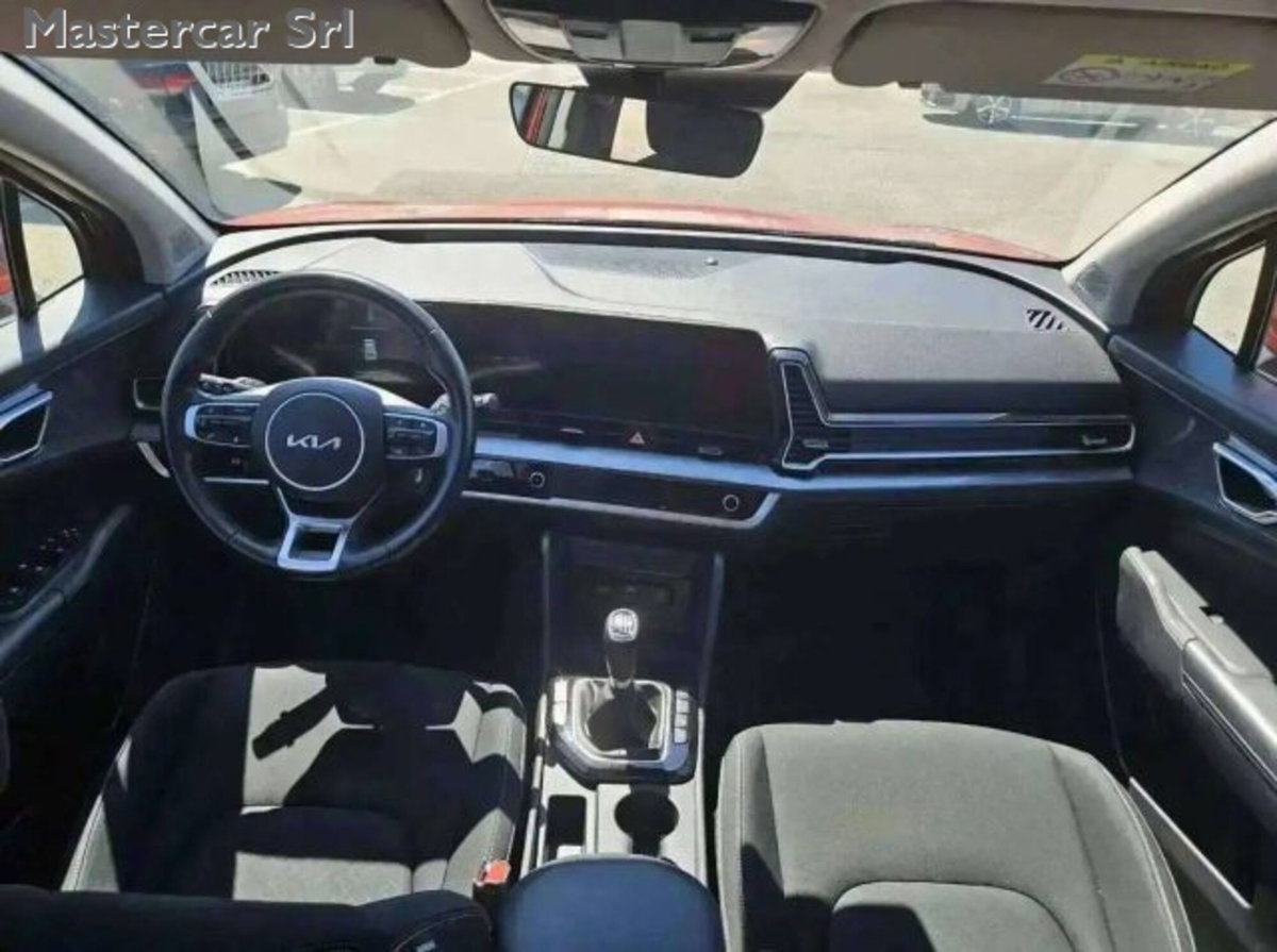 Kia Sportage 1.6 CRDi MHEV Business (11)