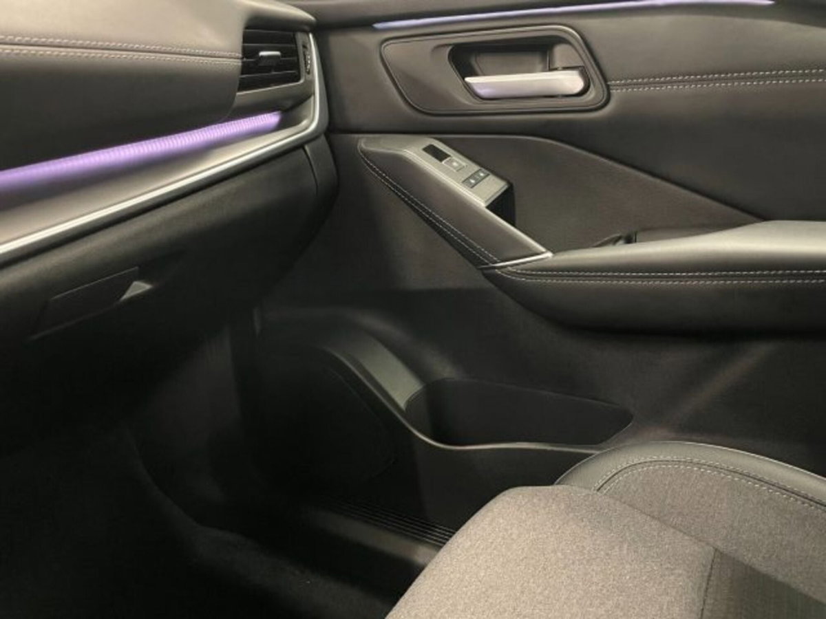 Nissan Qashqai 1.3 mhev N-Connecta 2wd 140cv (15)