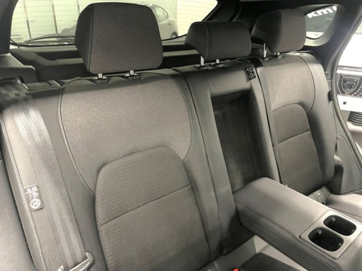 Nissan Qashqai 1.3 mhev N-Connecta 2wd 140cv (19)