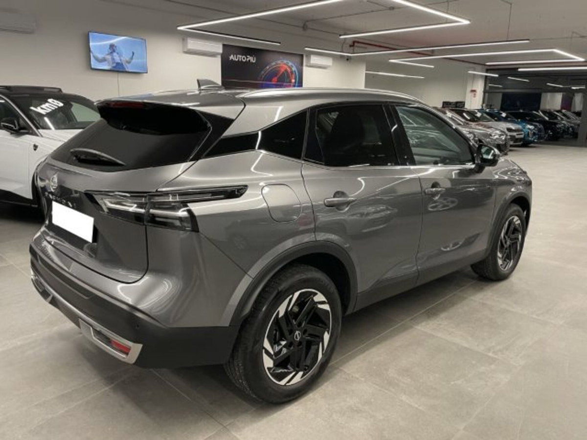 Nissan Qashqai 1.3 mhev N-Connecta 2wd 140cv (3)