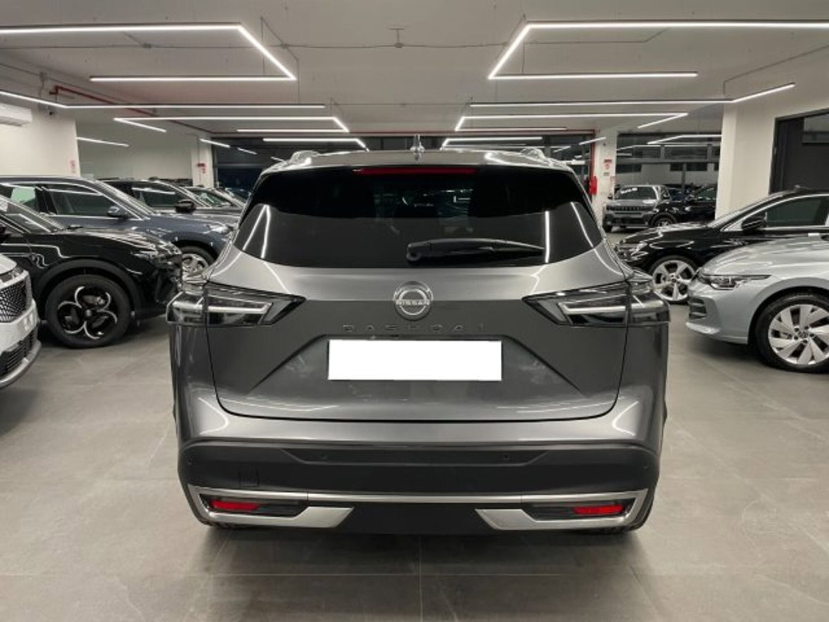 Nissan Qashqai 1.3 mhev N-Connecta 2wd 140cv (4)
