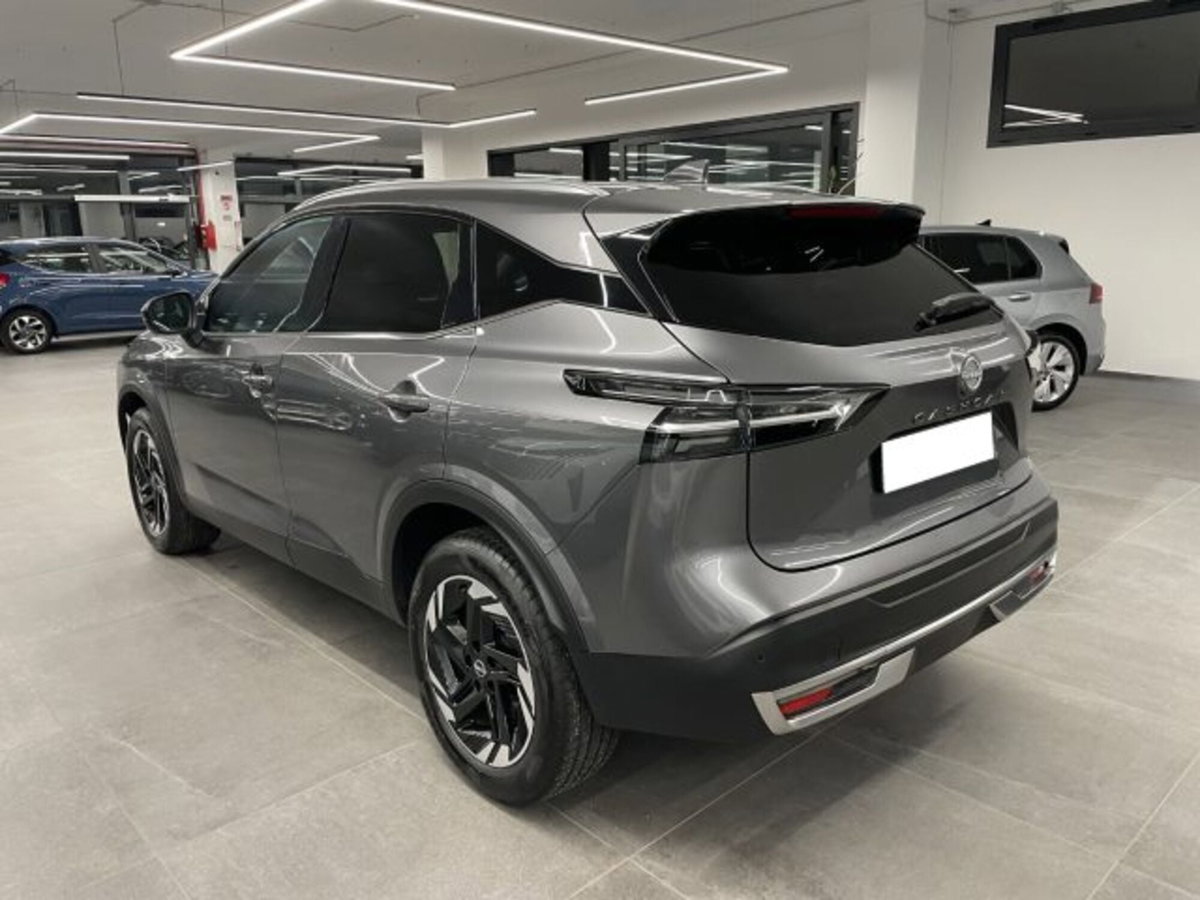 Nissan Qashqai 1.3 mhev N-Connecta 2wd 140cv (5)