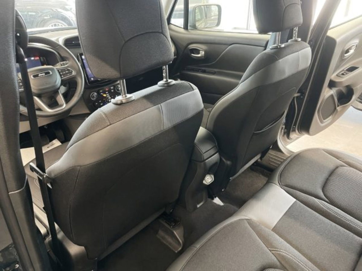 Jeep Renegade 1.5 turbo t4 mhev Summit 2wd dct (11)