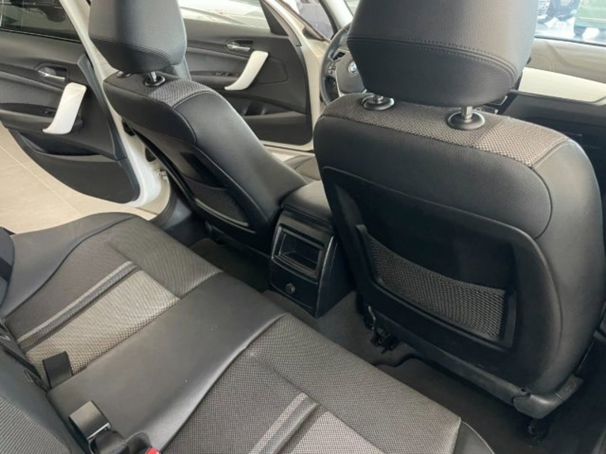 BMW Serie 3 316d 2.0 116CV cat (12)