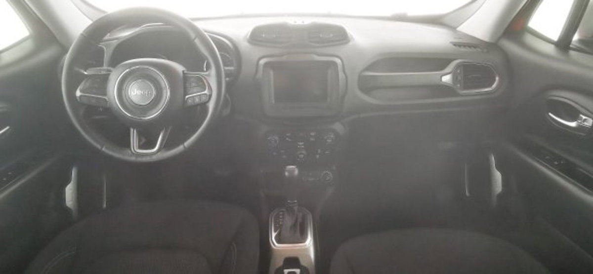 Jeep Renegade 1.6 Mjt 120 CV Limited (9)