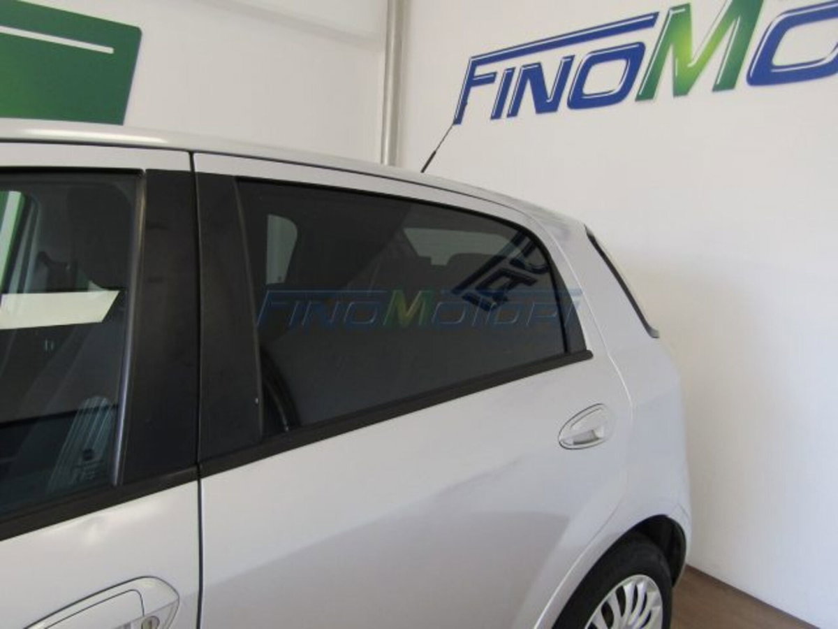 Fiat Punto 1.2 8V 5 porte Easy (11)