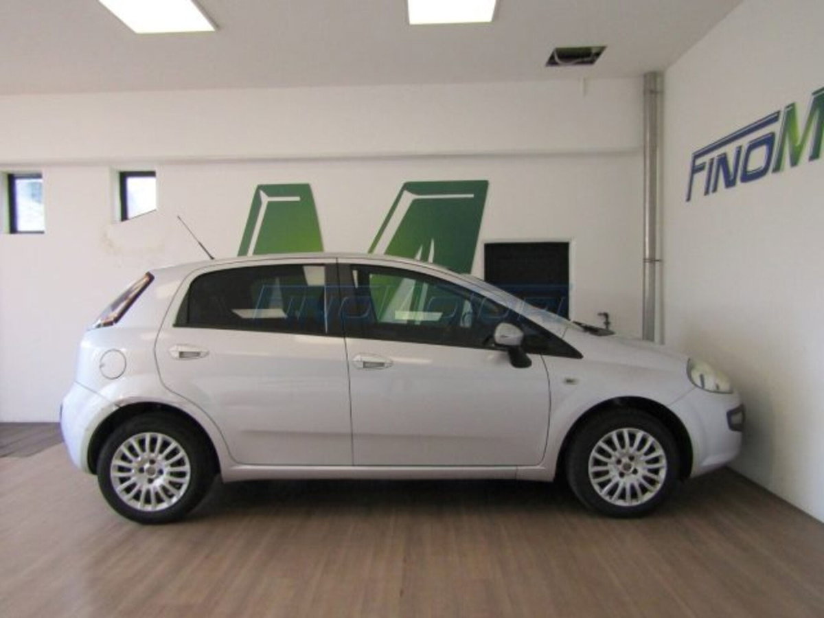 Fiat Punto 1.2 8V 5 porte Easy (12)