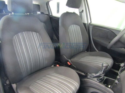 Fiat Punto 1.2 8V 5 porte Easy (9)