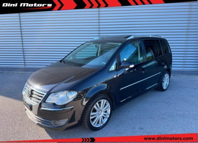 Volkswagen Touran TDI DPF Highline usata