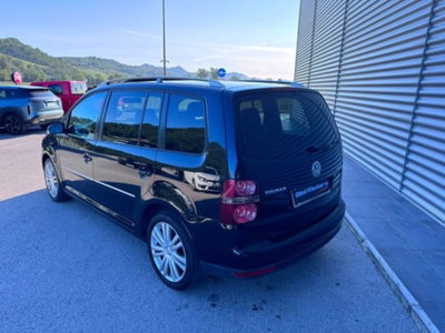 Volkswagen Touran TDI DPF Highline (7)