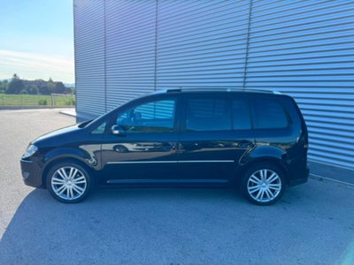 Volkswagen Touran TDI DPF Highline (8)