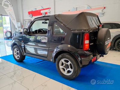 Suzuki Jimny 1.3i 16V cat 4WD JLX Più (2)