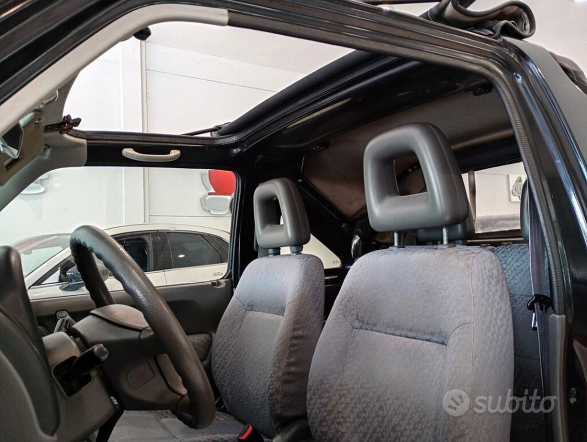 Suzuki Jimny 1.3i 16V cat 4WD JLX Più (7)