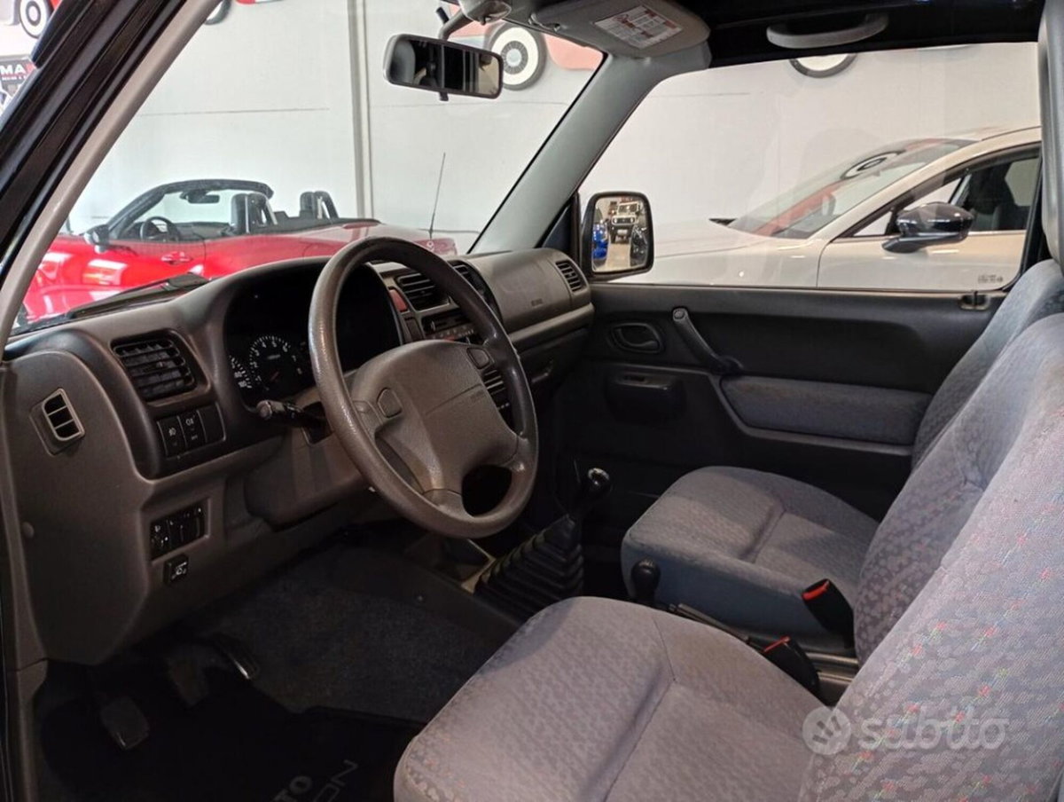 Suzuki Jimny 1.3i 16V cat 4WD JLX Più (9)