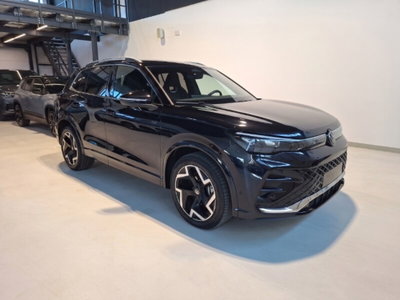 Volkswagen Tiguan 2.0 TDI 150 CV SCR DSG 4MOTION R-Line usata