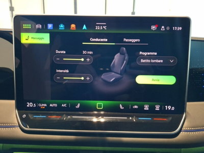 Volkswagen Tiguan 2.0 TDI 150 CV SCR DSG 4MOTION R-Line (18)