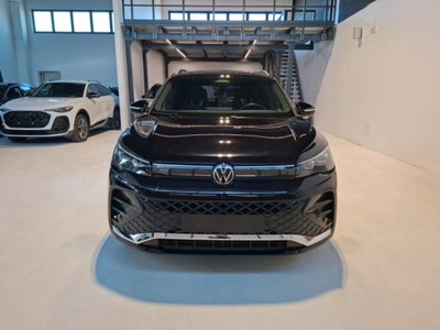 Volkswagen Tiguan 2.0 TDI 150 CV SCR DSG 4MOTION R-Line (2)