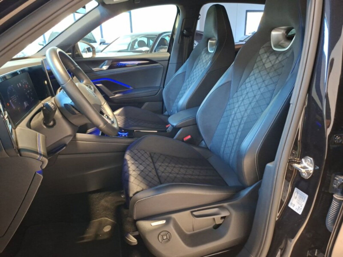 Volkswagen Tiguan 2.0 TDI 150 CV SCR DSG 4MOTION R-Line (20)