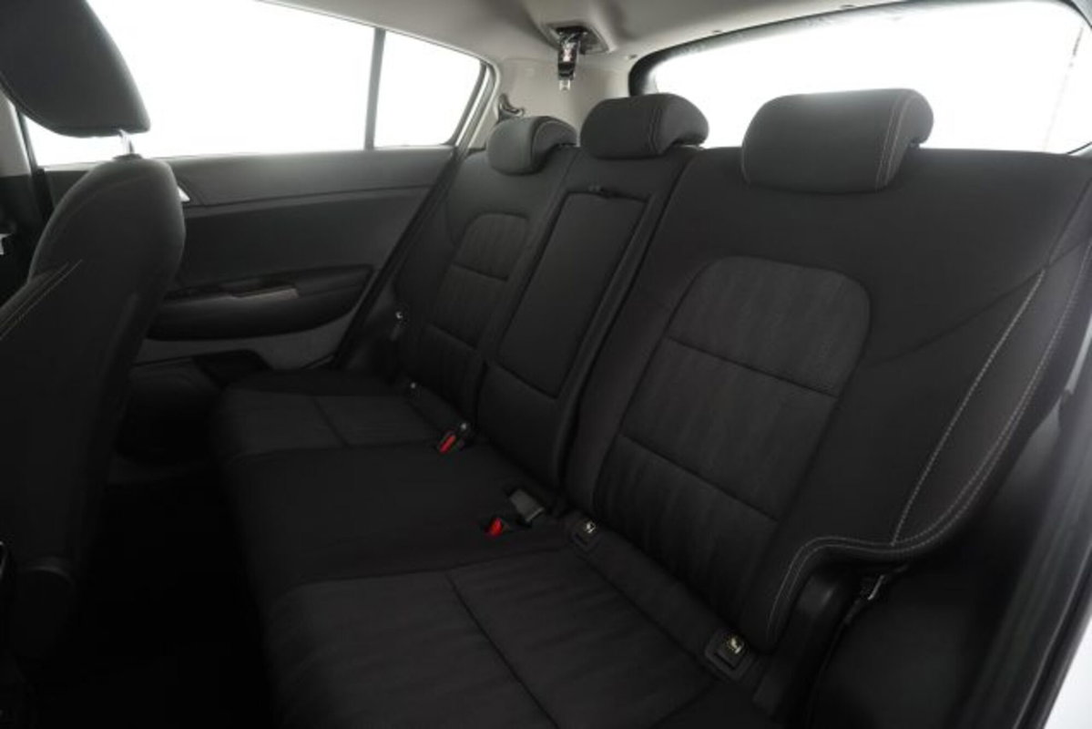 Kia Sportage 1.6 ECOGPL 2WD Business Class (10)