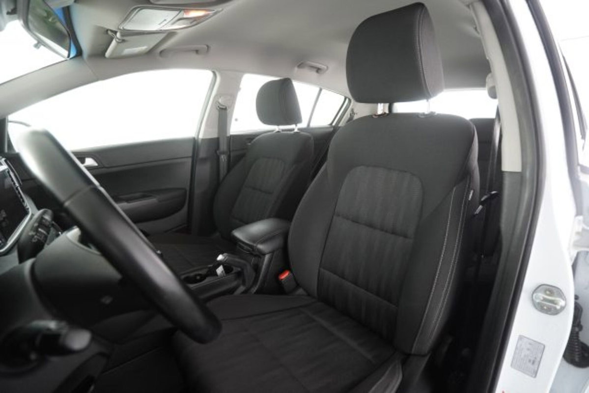 Kia Sportage 1.6 ECOGPL 2WD Business Class (9)