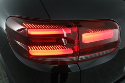 Citroen C5 Aircross 1.2 hybrid Plus 136cv e-dcs6 (10)