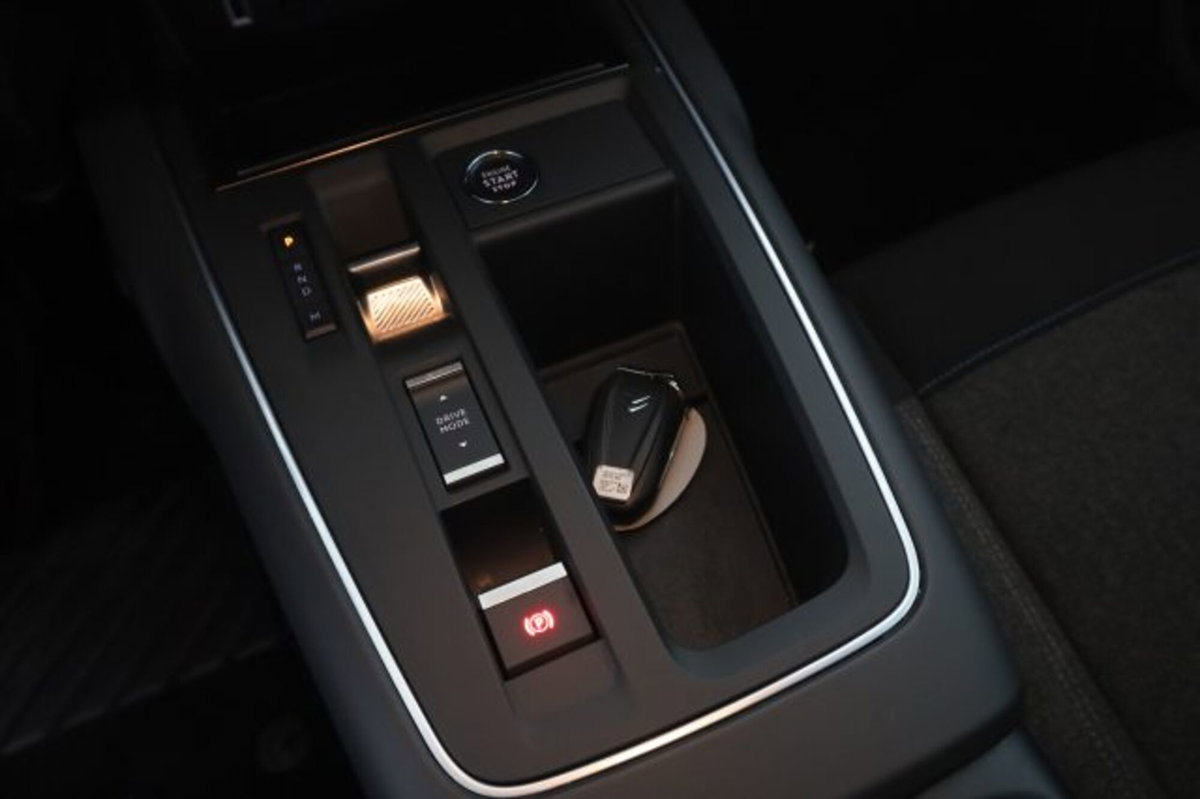 Citroen C5 Aircross 1.2 hybrid Plus 136cv e-dcs6 (14)