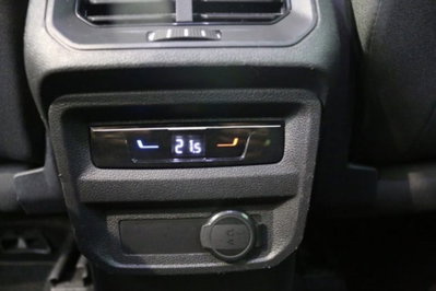Volkswagen Tiguan 2.0 TDI 150 CV SCR DSG 4MOTION Life (20)