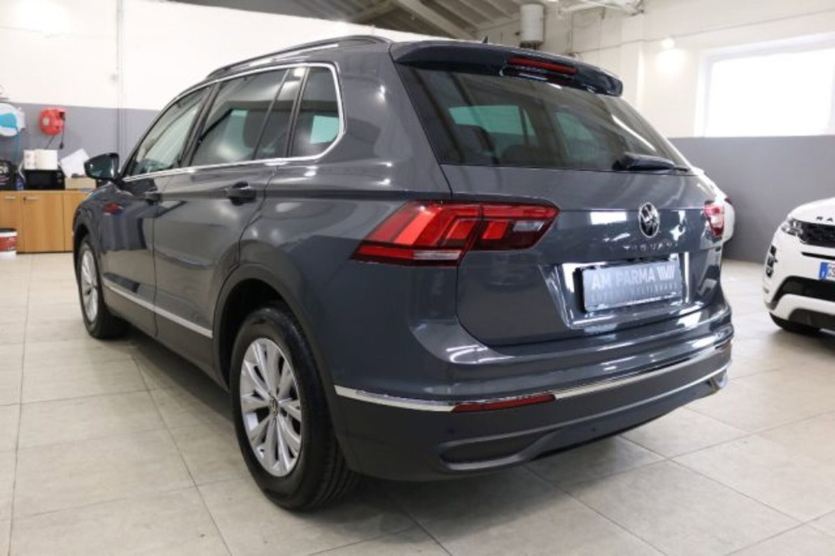 Volkswagen Tiguan 2.0 TDI 150 CV SCR DSG 4MOTION Life (4)