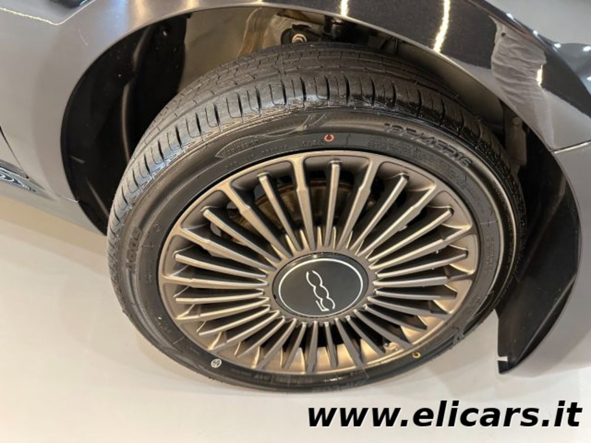 Fiat 500 1.0 Hybrid Dolcevita (15)