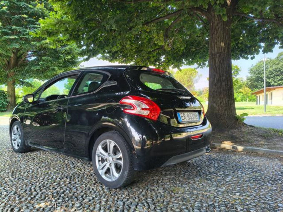 Peugeot 208 VTi 82 CV 3 porte Access (8)