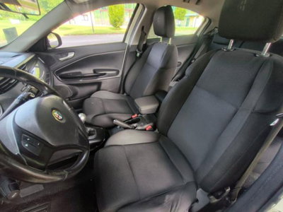 Alfa Romeo Giulietta 1.6 JTDm-2 Giulietta (19)