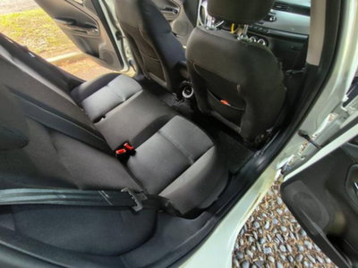 Alfa Romeo Giulietta 1.6 JTDm-2 Giulietta (20)