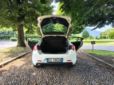 Alfa Romeo Giulietta 1.6 JTDm-2 Giulietta (7)