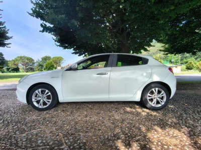 Alfa Romeo Giulietta 1.6 JTDm-2 Giulietta (8)