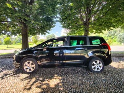 Peugeot 5008 BlueHDi 120 S&S Allure (2)