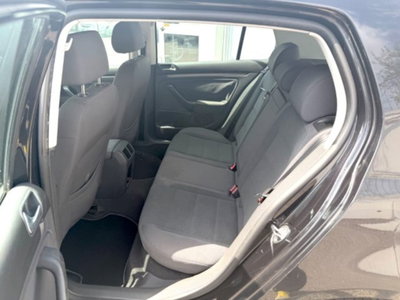Volkswagen Golf 1.6 16V FSI 5p. Comfortline (13)