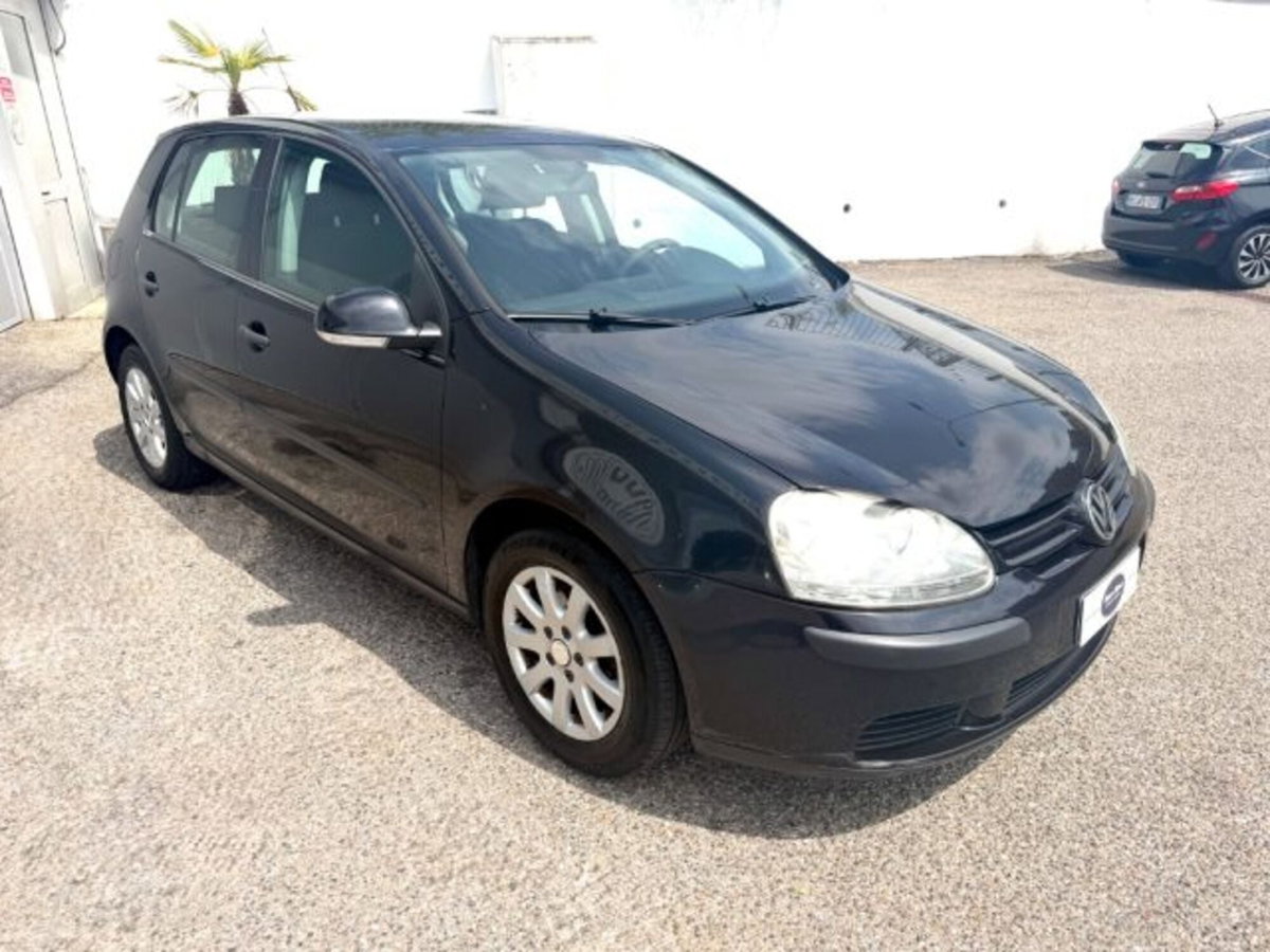 Volkswagen Golf 1.6 16V FSI 5p. Comfortline (2)
