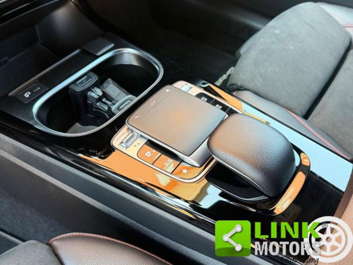 Mercedes-Benz Classe A Sedan 200 Automatic 4p. Premium (12)