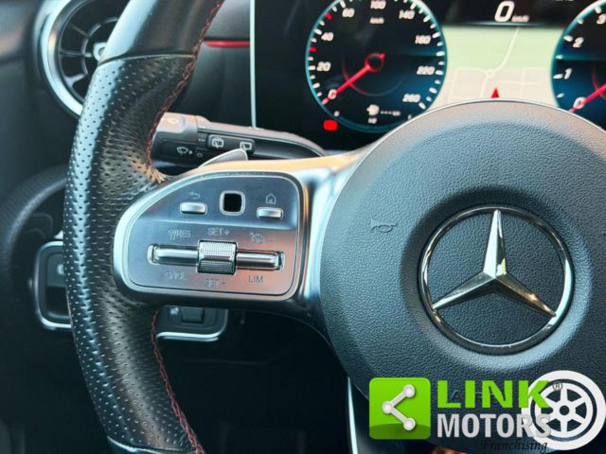 Mercedes-Benz Classe A Sedan 200 Automatic 4p. Premium (18)