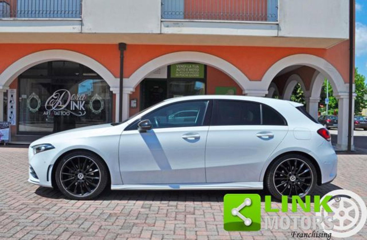 Mercedes-Benz Classe A Sedan 200 Automatic 4p. Premium (2)