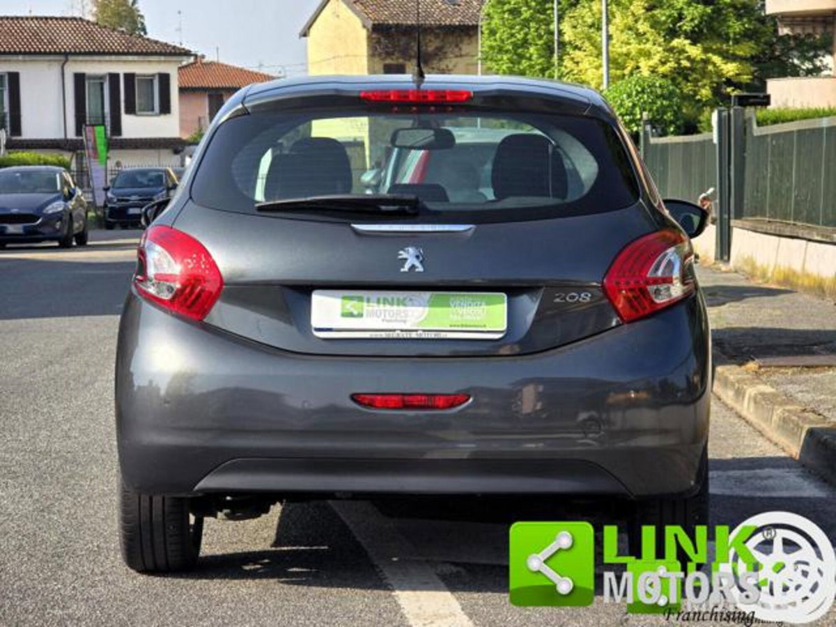 Peugeot 208 VTi 82 CV 5 porte Allure (8)